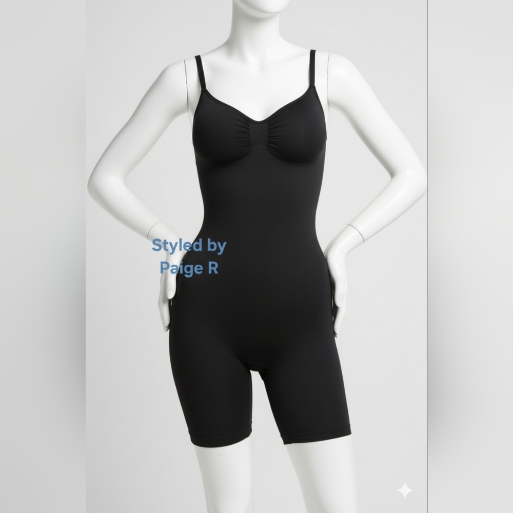 💕NEW SKIMS Seamless Sculpt Mid Thigh Shortie Bodysuit Shaper Black ONYX XS